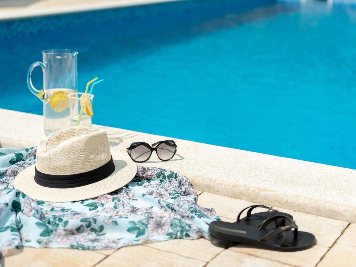 Tranquil Holiday Home In Labin With Private Swimming Pool Экстерьер фото